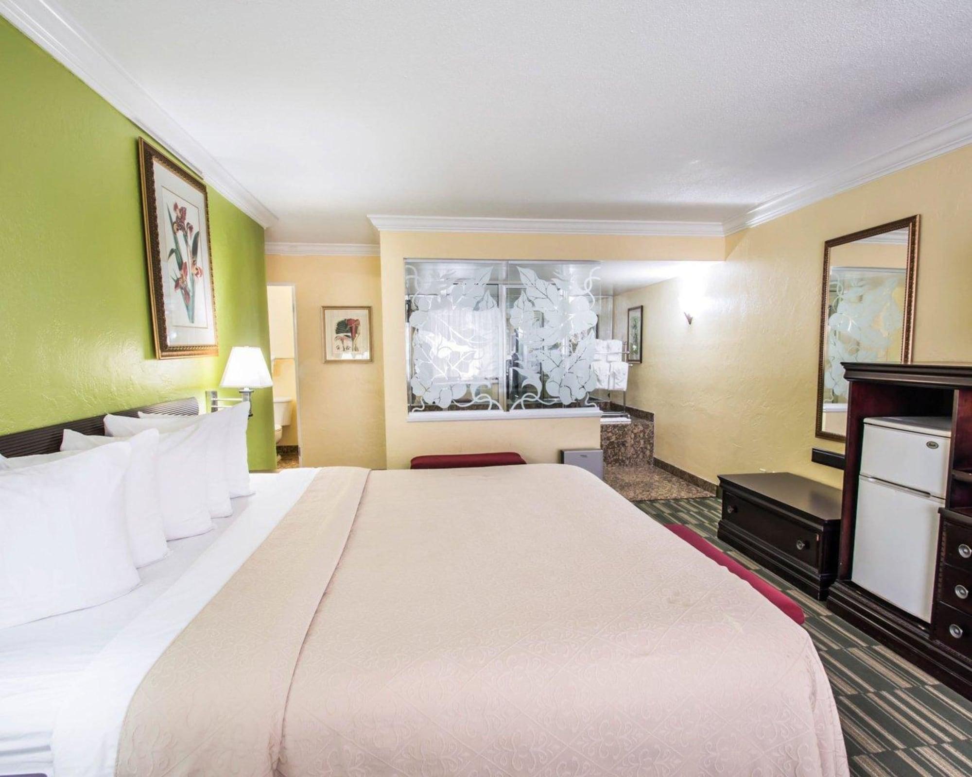 Locanda Quality Ormond Oceanfront 3*